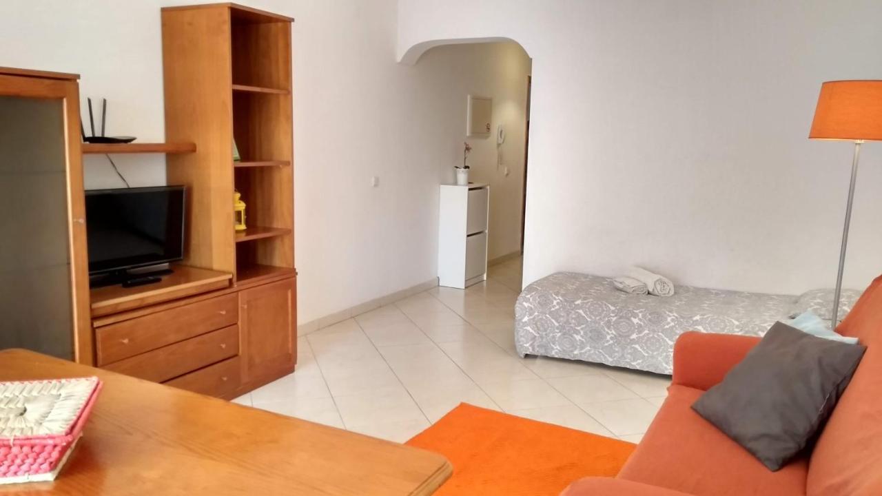 Apartamentos Monica Quarteira Exterior foto